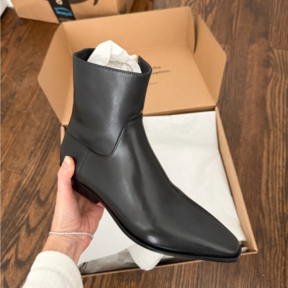 Reformation Dominique Ankle Boot Black - Size 6 BRAND NEW NEVER WORN